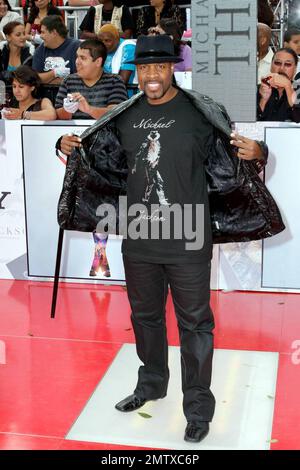 Michael Bearden alla prima di Michael Jackson's This is it at the Nokia Theatre at LA Live. Los Angeles, California. 10/27/2009. Foto Stock