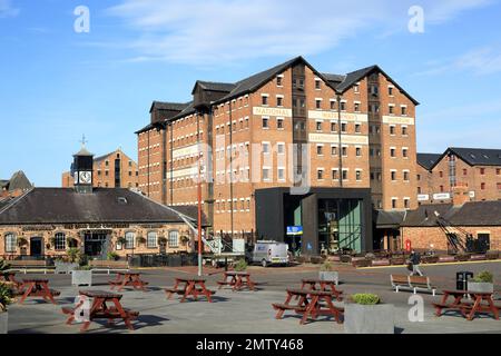 Il National Waterways Museum, Llanthony Warehouse, Gloucester, Gloucestershire, Inghilterra, REGNO UNITO. Foto Stock