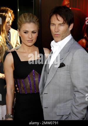 Anna Paquin e Steven Moyer posano alla Season 4 Premiere di "True Blood" di HBO che si tiene presso l'ARCLIGHT Cinemas di Los Angeles, CA, 06/21/11. Foto Stock