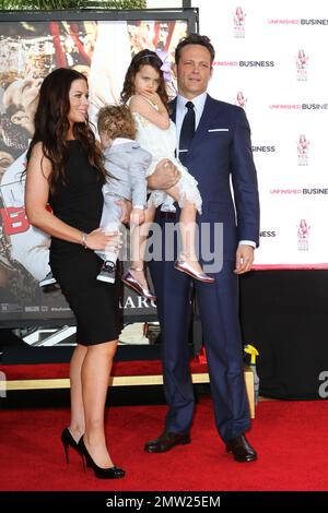 Vince Vaugh, moglie Kyla Weber, figlia Locklyn Vaughn e figlio Vernon Vaugh alla sua Star Ceremony sulla Hollywood Walk of Fame. Los Angeles, California. 4th marzo 2015. Foto Stock