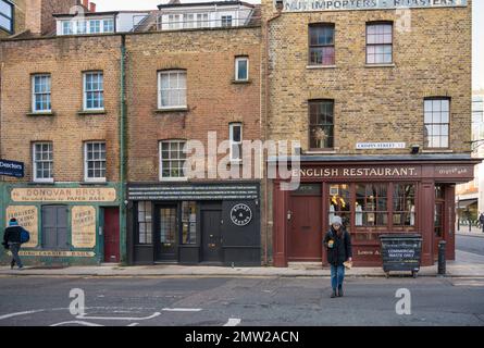 Il Ristorante Inglese, conosciuto anche come il Market Coffee House & Bar, all'angolo tra Brushfield Street e Crispin Street. Londra, Inghilterra, Regno Unito Foto Stock