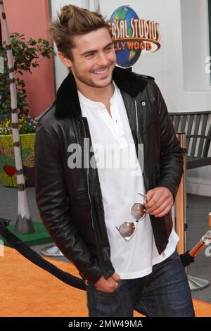 Zac Effron alla 'Lorax' Premiere tenutasi agli Universal Studios. Los Angeles, California. 19th febbraio 2012. Foto Stock