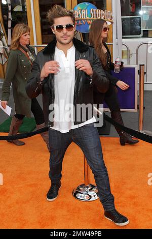 Zac Effron alla 'Lorax' Premiere tenutasi agli Universal Studios. Los Angeles, California. 19th febbraio 2012. Foto Stock