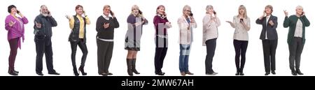 gruppo di persone che tengono il telefono in mano isolato Foto Stock
