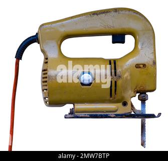 Un Power Tool per seghetto alternativo elettrico d'epoca isolato su sfondo bianco Foto Stock