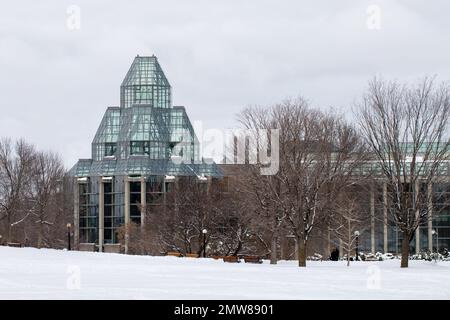 Ottawa, Canada - 23 gennaio 2023: National Gallery of Canada in inverno Foto Stock