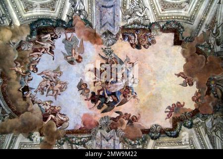 Nancy, Francja, Francia, Frankreich, Chiesa di Notre-Dame-de-Bonsecours interni; decorazione soffitto fresco Assunzione della Beata Vergine Maria Foto Stock