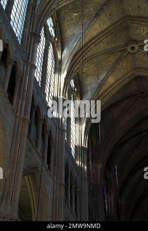 Reims, Francja, Francia, Frankreich, Cathédrale Notre-Dame, Cattedrale di nostra Signora, interno, interno, Croce costola volta a coste; Kreuzrippengewölbe, nawa Foto Stock