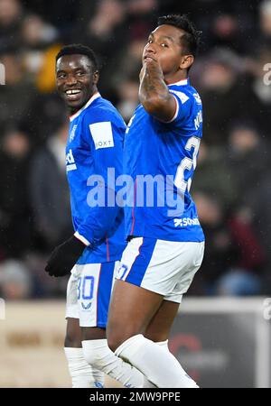 Edimburgo, Scozia, 1st febbraio 2023. Moda Sakala di Rangers celebra con Alfredo Morelos di Rangers dopo che Morelos ha segnato il suo 2nd e Rangers 3rd gol durante la partita Cinch Premiership al Tynecastle Park, Edimburgo. L'immagine di credito dovrebbe essere: Neil Hanna / Sportimage Foto Stock