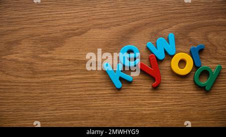 Alfabeto colorato della parola chiave. Foto Stock
