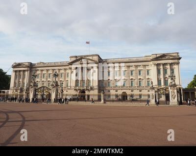 LONDRA, Regno Unito - CIRCA OTTOBRE 2022: Buckingham Palace Foto Stock