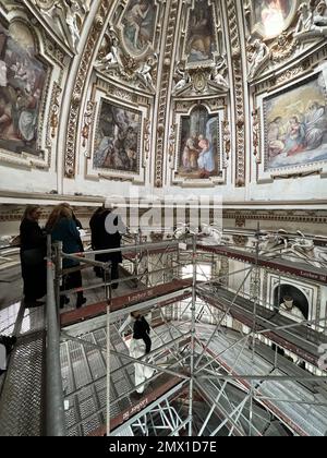 Roma, Roma. 01st Feb, 2023. **NESSUN WEB E GIORNALI SOLO PER L'ITALIA** ROMA Restauro della cupola della Chiesa di Santa Maria ai Monti Credit: Agenzia indipendente per le foto/Alamy Live News Foto Stock