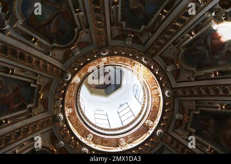 Roma, Roma. 01st Feb, 2023. **NESSUN WEB E GIORNALI SOLO PER L'ITALIA** ROMA Restauro della cupola della Chiesa di Santa Maria ai Monti Credit: Agenzia indipendente per le foto/Alamy Live News Foto Stock