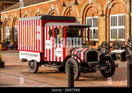 Blunsdon & Swindon Fotografia locale Foto Stock