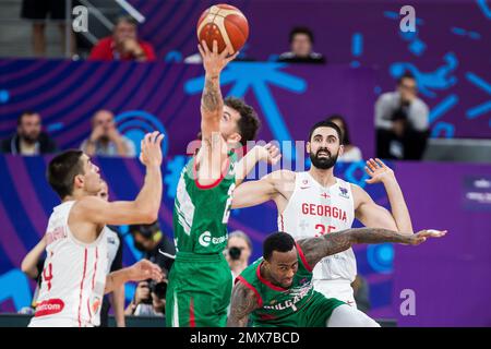 Tbilisi, Georgia, 6 settembre 2022. Goga Bitadze della Georgia reagisce durante la FIBA EuroBasket 2022, una partita tra Georgia e Bulgaria alla Tbilisi Arena di Belgrado, Serbia. Settembre 6, 2023. Credito: Nikola Krstic/Alamy Foto Stock