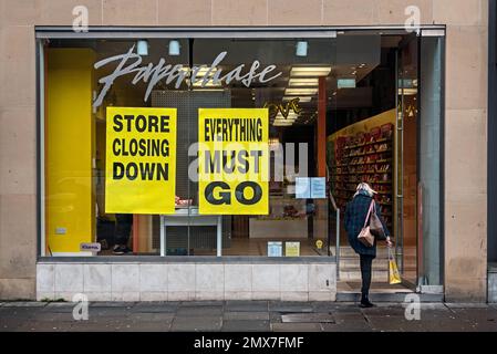 Negozio Paperchase su George Street a Edimburgo che chiude dopo essere entrato in amministrazione ed essere stato acquisito da Tesco. Foto Stock