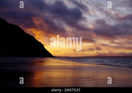 Penmaenmawr Beach, Conwy, Galles del Nord, Regno Unito, Foto Stock