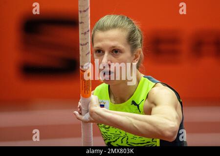 Ostrava, Repubblica Ceca. 02nd Feb, 2023. Tina Sutej, slovena, compete in pole vault durante la riunione di atletica indoor di gala ceca della categoria argento del World Indoor Tour, il 2 febbraio 2023, a Ostrava, Repubblica Ceca. Credit: Vladimir Prycek/CTK Photo/Alamy Live News Foto Stock