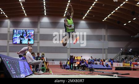 Ostrava, Repubblica Ceca. 02nd Feb, 2023. Lester Lescay di Cuba compete nel lungo salto durante la riunione di atletica indoor ceca della categoria argento del World Indoor Tour, il 2 febbraio 2023, a Ostrava, Repubblica Ceca. Credit: Petr Sznapka/CTK Photo/Alamy Live News Foto Stock