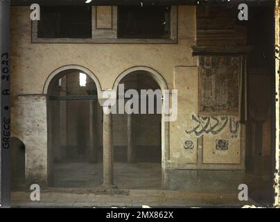 Salonicco, Grecia nella chiesa di Saint-Dimitri, mosaico raffigurante San Basile, San Grégoire e San Giovanni , 1913 - Balcani - Jean Brunhes e Auguste Léon - (aprile 23 - giugno 9) Foto Stock