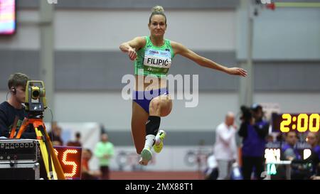 Ostrava, Repubblica Ceca. 02nd Feb, 2023. Neja Filippic slovena gareggia in triplice salto durante la riunione di atletica indoor ceca della categoria argento del World Indoor Tour, il 2 febbraio 2023, a Ostrava, Repubblica Ceca. Credit: Petr Sznapka/CTK Photo/Alamy Live News Foto Stock