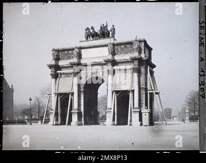 Parigi (1st arr.), Francia l'Arco di Trionfo del Carrousel protetto dai bombardamenti , Foto Stock