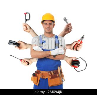 Concetto di multitasking. Handyman con diversi strumenti su sfondo bianco Foto Stock