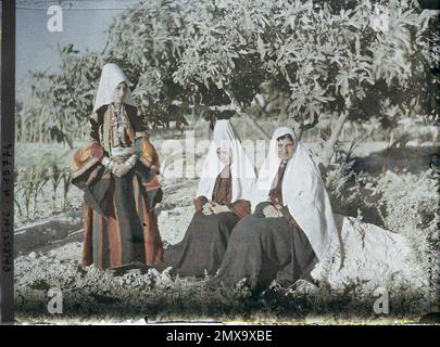 Betlemme, Palestina Christian Betlimitaine che porta il Chatwé , 1918 - Vicino Oriente, Egitto, Palestina, Cipro - Paul Castelnau (sezione fotografica degli eserciti) - (gennaio 9 - ottobre 6) Foto Stock