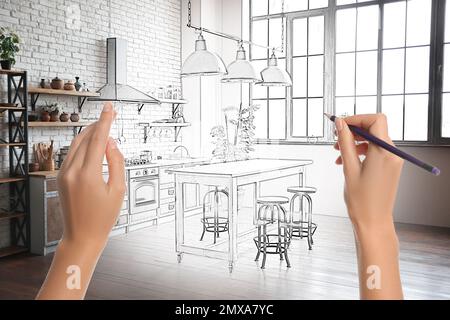 Donna disegno cucina interior design. Combinazione di foto e schizzo Foto Stock