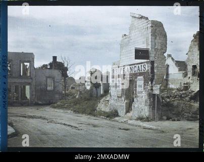 Bétheniville , Marne , Champagne , Francia , 1919 - regioni devastate Nièvre, Aisne, Marne, Mosa - Georges Chevalier e Fernand Cuville - (agosto 22-30) Foto Stock