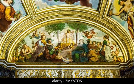 Sala degli specchi decorata con affreschi, Galleria degli specchi, 1618, Palazzo Duccale, Palazzo reale, Castello di San Giorgio, Mantova, Lombardia, Italia Foto Stock