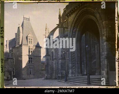 Le Mans, Francia la Cattedrale di Sain-Julien, Place Saint-Michel , 1915 - Sarthe, Ille -et -Vilaine, Loiret - Auguste Léon - (20 settembre - 2 ottobre) Foto Stock