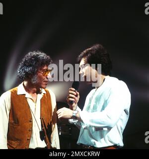 Rockpop, Konzert- und Live-Musik-Sendereihe, Deutschland 1977 - 1982, Sendung vom 22. Juli 1978, Alexis Korner, britischer Blues Musiker, im Interview mit Moderator Christian Simon Foto Stock