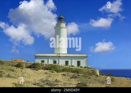 Faro di far de la Mola a Formentera, componendo, Spagna, Isole Baleari, Formentera, El Pilar de la Mola Foto Stock