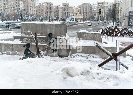 Creatività Banksy nel centro di Kyiv, Ucraina sul Maidan Foto Stock