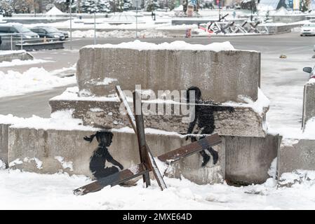 Creatività Banksy nel centro di Kyiv, Ucraina sul Maidan Foto Stock