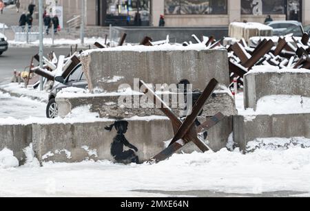 Creatività Banksy nel centro di Kyiv, Ucraina sul Maidan Foto Stock