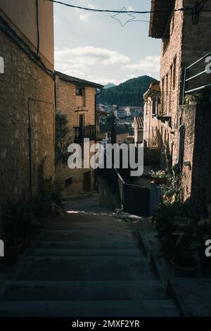 Strade della città vecchia di Valderrobres. Provincia di Teruel Foto Stock