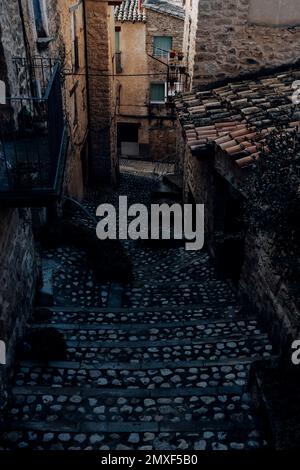 Strade della città vecchia di Valderrobres. Provincia di Teruel Foto Stock