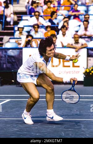 Billy Jean King (USA) in gara negli US Open Tennis 1982. Foto Stock