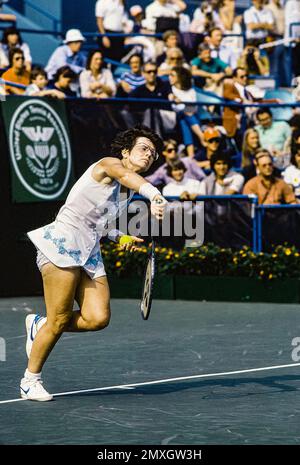 Billy Jean King (USA) in gara negli US Open Tennis 1982. Foto Stock