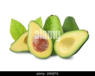 Metà di avocado maturo sul colore di sfondo Foto stock - Alamy