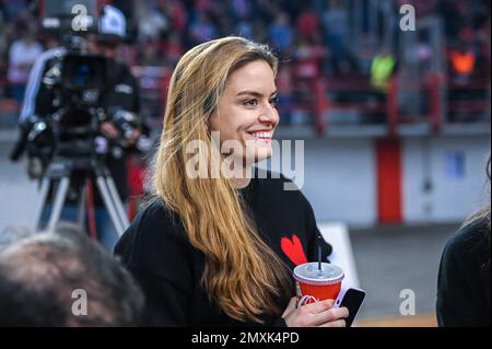 Pireo, Grecia. 03rd Feb, 2023. Tennista professionista greca MARIA SAKKARI durante l'Eurolega, turno 23, incontro tra Olympiacos Pireo e Anadolu Efes allo Stadio della Pace e dell'amicizia il 3 febbraio 2023, ad Atene, in Grecia. Credit: Independent Photo Agency/Alamy Live News Foto Stock