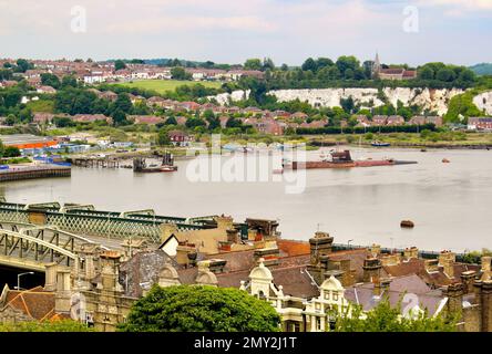 Foxtrot B-39 U-475 vedova nera sottomarino sovietico della guerra fredda originariamente chiamato B-49 dai russi e in stato di rovina nel fiume Medway nel Regno Unito Foto Stock