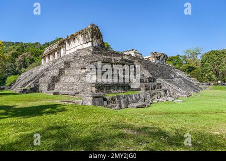 Il Palazzo di Palenque, visto dal lato nord, Chiapas, Yucatán, Messico Foto Stock