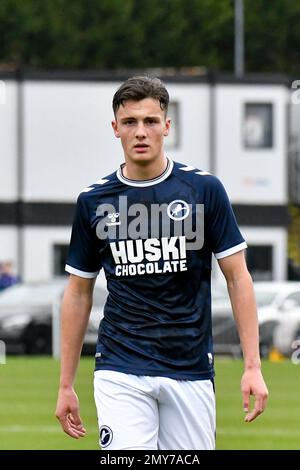 Swansea, Galles. 4 febbraio 2023. Henry Hearn of Millwall durante il gioco della Professional Development League tra Swansea City Under 18 e Millwall Under 18 alla Swansea City Academy di Swansea, Galles, Regno Unito, il 4 febbraio 2023. Credit: Duncan Thomas/Majestic Media. Foto Stock