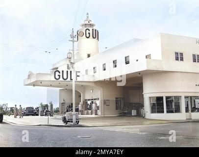 Gulf gas Station, Miami Beach, Florida, Stati Uniti, Marion Post Wolcott, STATI UNITI Farm Security Administration, aprile 1939 Foto Stock