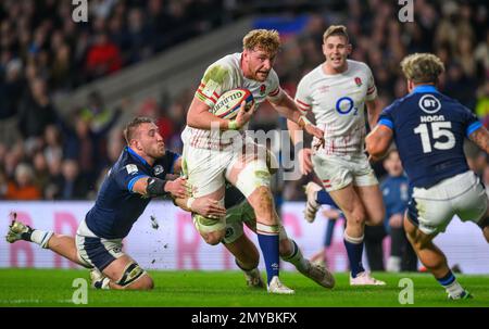 04 gennaio 2023 - Inghilterra / Scozia - Guinness Six Nations - Twickenham Stadium Ollie Chessum in Inghilterra durante la partita delle sei Nazioni contro la Scozia. Foto : Mark Pain / Alamy Live News Foto Stock