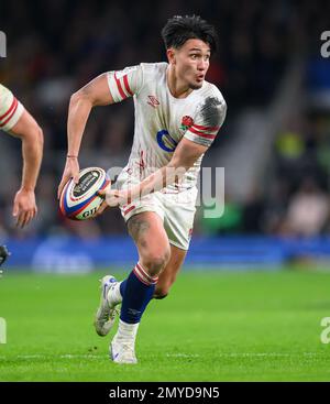 04 gennaio 2023 - Inghilterra / Scozia - Guinness Six Nations - Twickenham Stadium Marcus Smith in Inghilterra durante la partita delle sei Nazioni contro la Scozia. Foto : Mark Pain / Alamy Live News Foto Stock