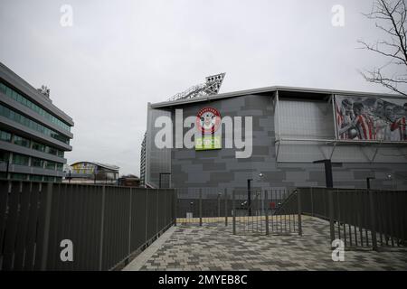 Una panoramica generale dello stadio durante la partita della Premier League tra Brentford e Southampton al GTECH Community Stadium di Brentford sabato 4th febbraio 2023. (Foto: Tom West | NOTIZIE MI) Credit: NOTIZIE MI & Sport /Alamy Live News Foto Stock